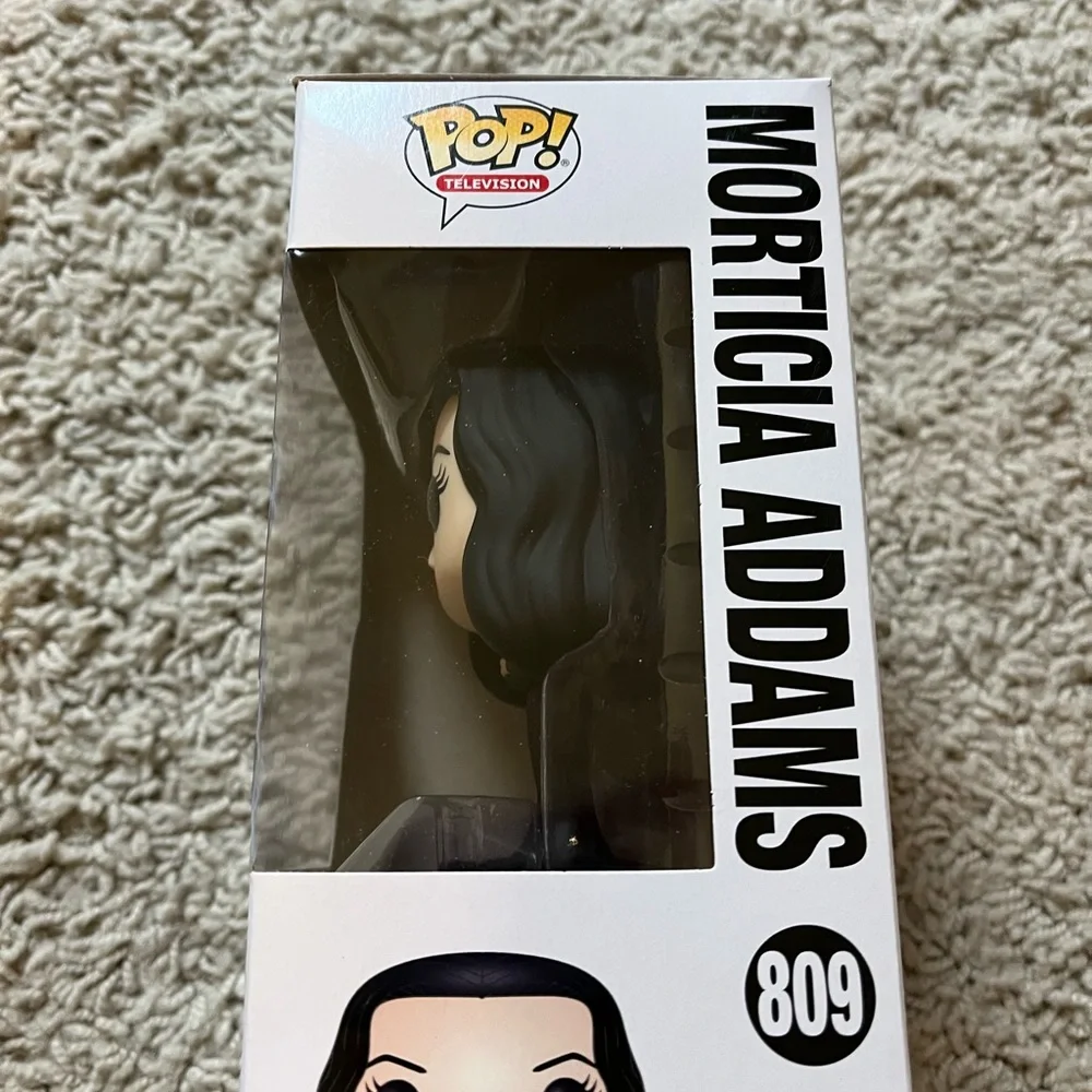 Morticia Addams The Addams Family Pop Television‎ Funko Pop 809 1ST RELEASE✅